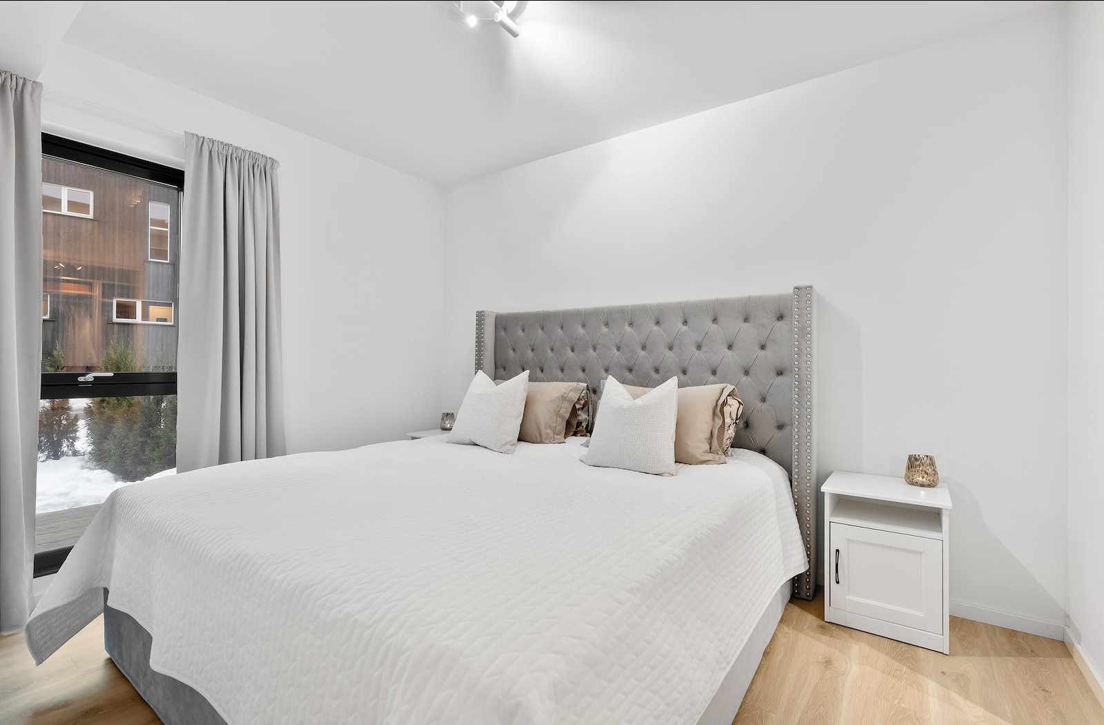 Møblene er «Kun til illustrasjon»